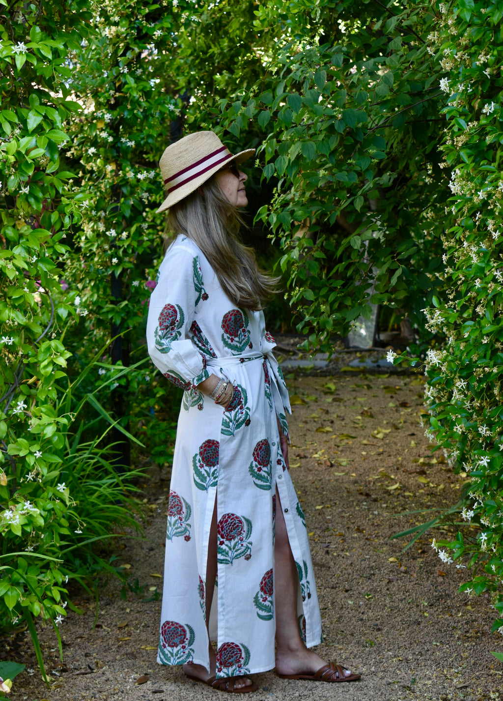 Túnica Eze Blanca flores rojas/verdes