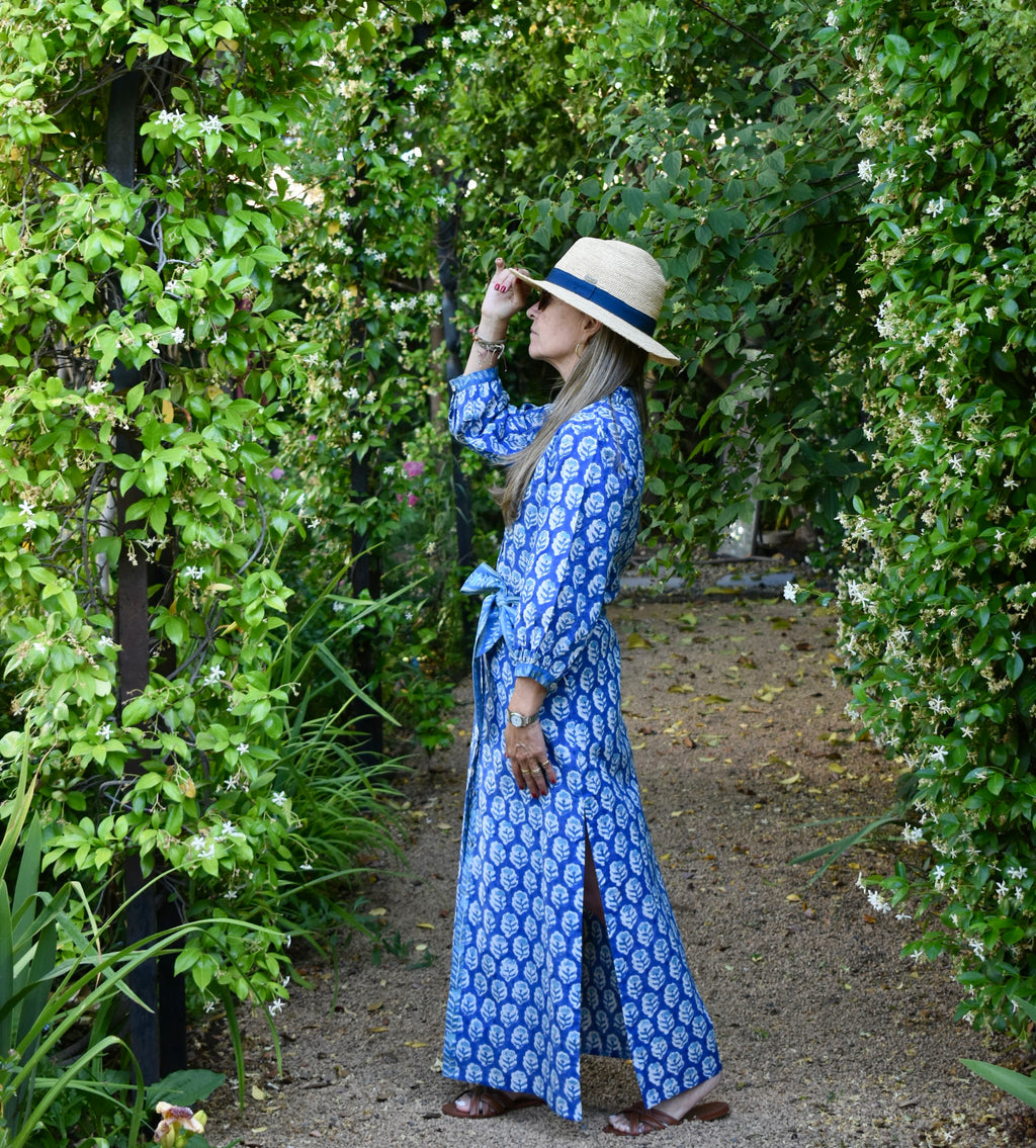 Túnica Eze Azul flores blancas