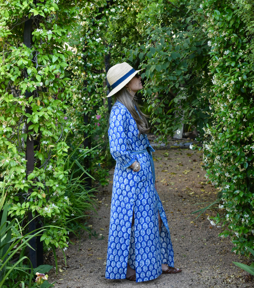 Túnica Eze Azul flores blancas