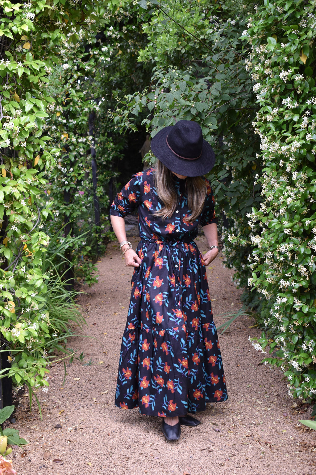 Vestido Grasse Negro flores