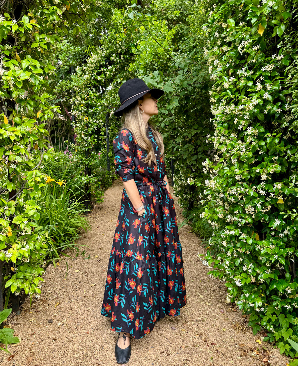 Vestido Grasse Negro flores