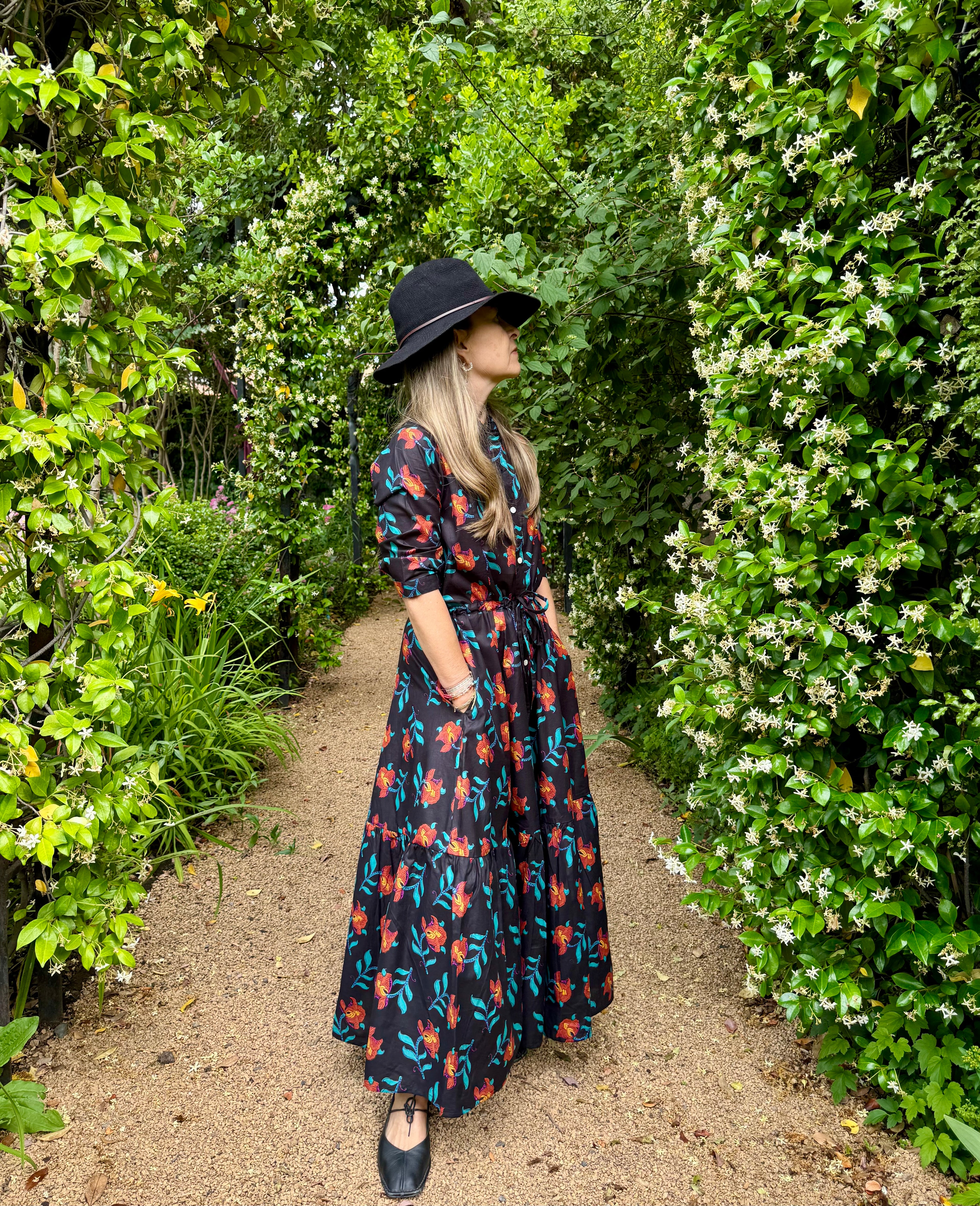 Vestido Grasse Negro flores